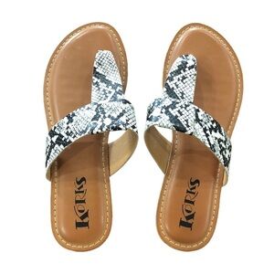 Korks Dawn Snake Embossed Thong Sandal Size 8 Like New